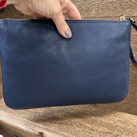 Michael Kors Jet Set XL Zip Clutch – Navy Pebbled Leather – NWT - Picture 6 of 11